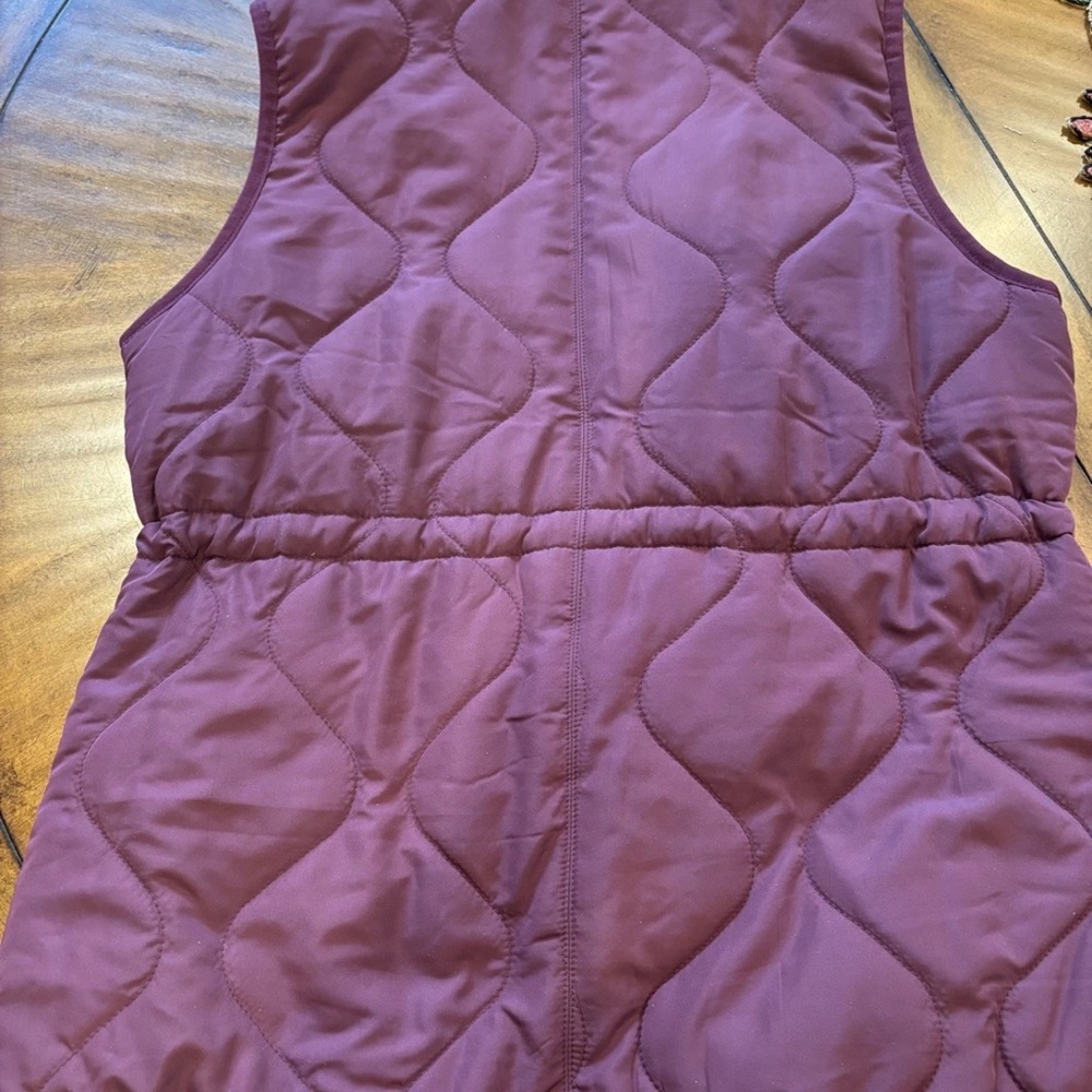 Virginia Tech Hokies Women Zip Vest, Large by Colosseum, worn once - Picture 2 of 2
